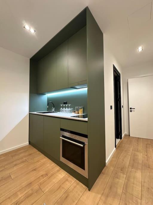 Elegant Studio - Tirana City Center Luaran gambar