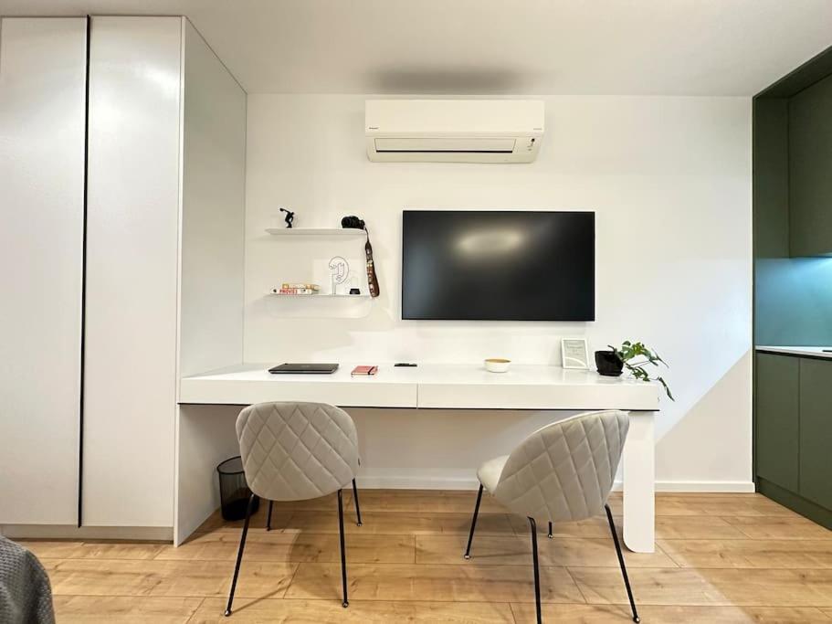 Elegant Studio - Tirana City Center Luaran gambar